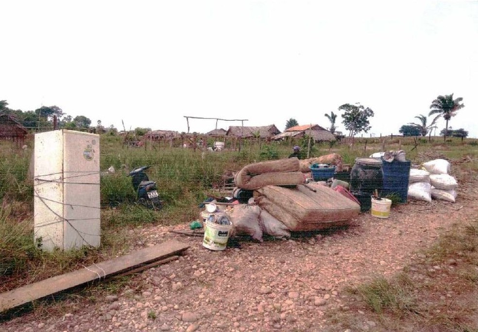 Pistoleiros invadem acampamento e atacam famílias no Pará