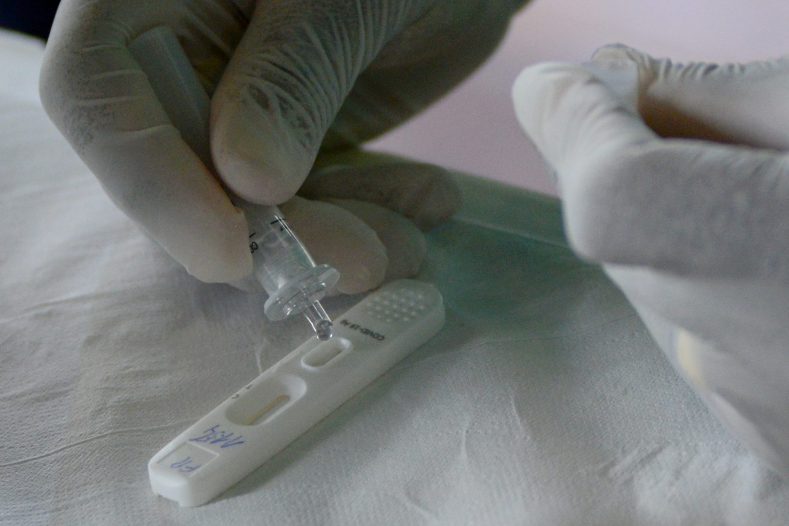 Anvisa aprova primeiro autoteste para Covid no Brasil