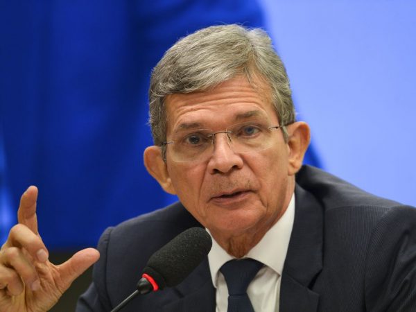 Petrobras tem lucro recorde de R$ 106,6 bilhões e anuncia   mais R$ 37 bi em dividendos