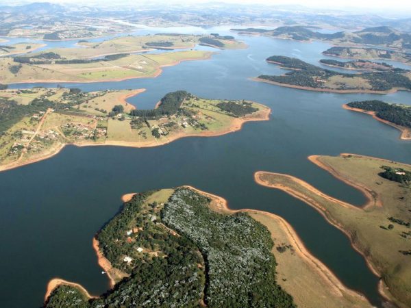 Apesar de chuvas em janeiro, Cantareira tem   nível menor que em 2021