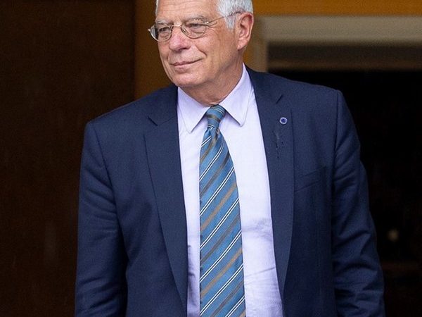 Chefe da diplomacia da UE diz que foi um        erro ter prometido à Ucrânia vaga na Otan