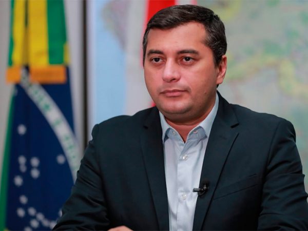 Bolsonaro vai tirar produtos da                       Zona Franca de Manaus do corte no IPI