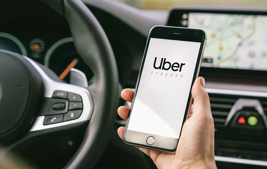Motoristas pressionam apps após mega-aumento da Petrobras