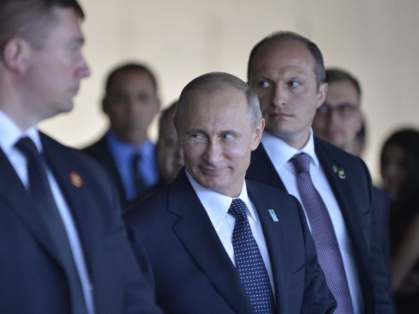 Xi Jinping parabeniza Putin por reeleição e reafirma parceria da China com a Rússia