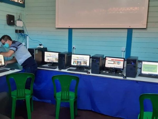 Câmara avança na proposta de internet gratuita para estudantes