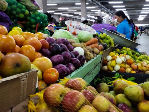Inflação do tomate é de 26% em abril: veja ranking do IPCA-15