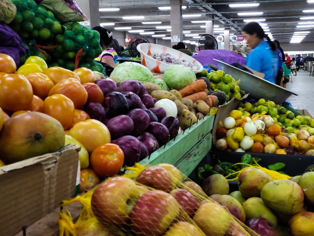 Inflação do tomate é de 26% em abril: veja ranking do IPCA-15