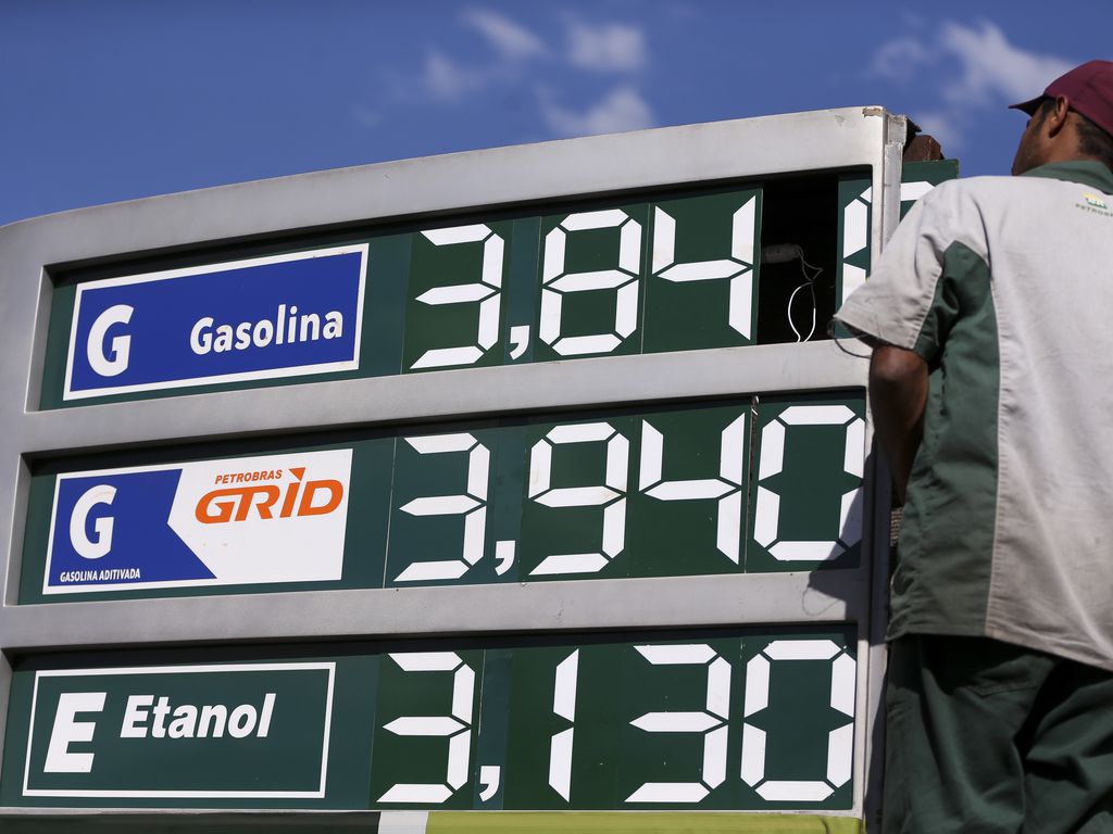 ‘Não podemos nos desviar de preços de mercado’, diz presidente da Petrobras