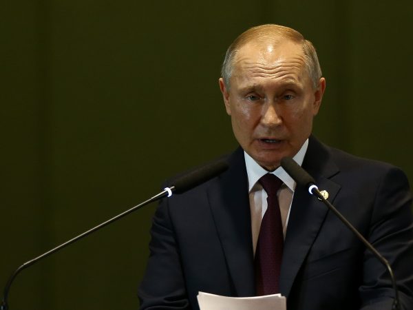 Tribunal Penal Internacional emite mandado de prisão contra Vladimir Putin