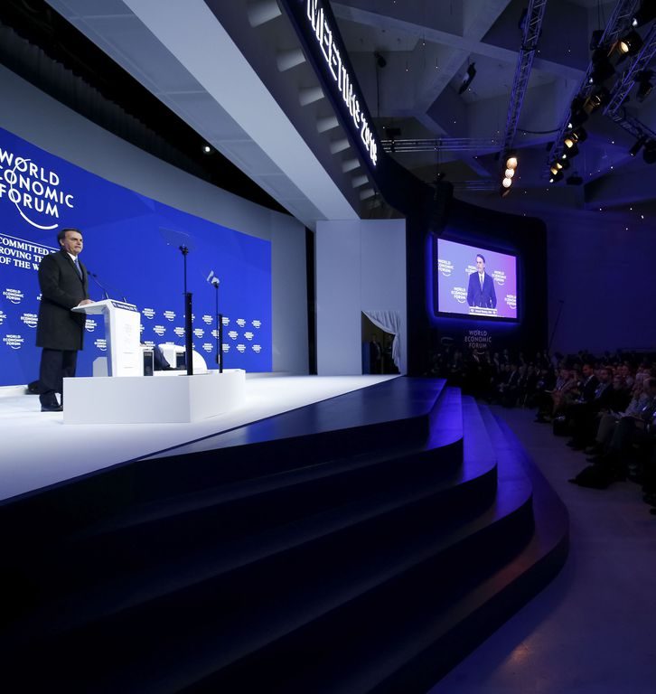 Economistas em Davos preveem alto risco inflacionário e reversão da globalização no mundo