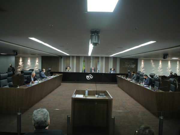 TCU pede ajustes que podem elevar preço de capitalização da Eletrobras