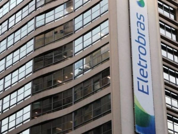 TCU aprova privatização da Eletrobras, em vitória do governo Bolsonaro