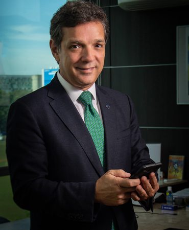 Ações da Petrobras tombam 3% na bolsa de Nova York após troca de presidente