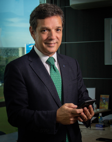 Ações da Petrobras tombam 3% na bolsa de Nova York após troca de presidente