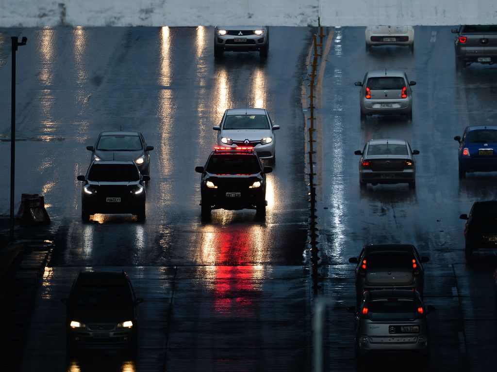 Fenabrave: vendas de veículos automotores têm queda de 6% em abril