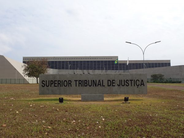 STJ define lista para indicação de dois ministros por Bolsonaro; conheça os candidatos