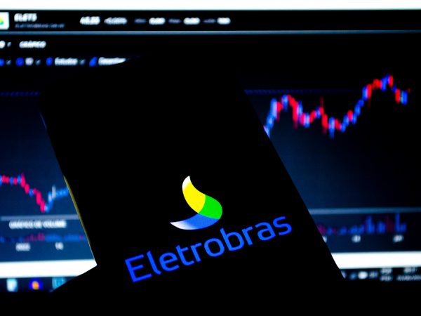 Com privatização, analistas estimam potencial de valorização de até 85% para ações da Eletrobras