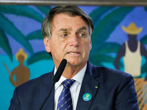 Presidente diz que vai propor à Câmara CPI para investigar Petrobras