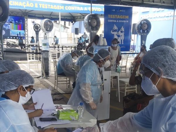 Média móvel de casos de covid-19 é a maior desde março