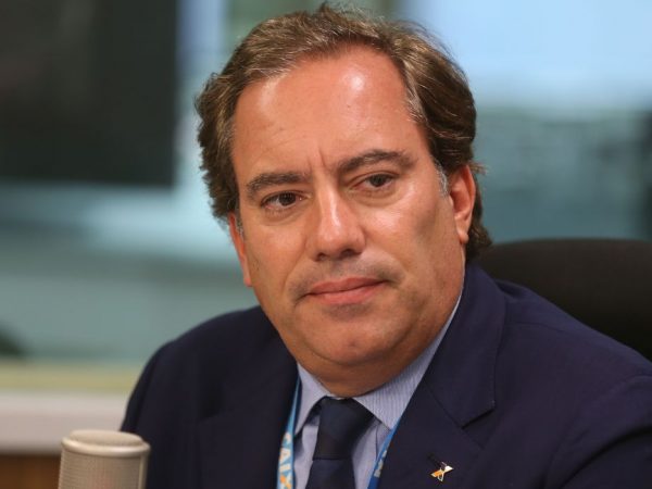Pedro Guimarães oficializa demissão como presidente da Caixa
