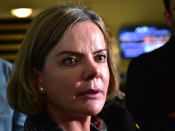 PT irá à PGR para federalizar investigação de assassinato de petista no PR