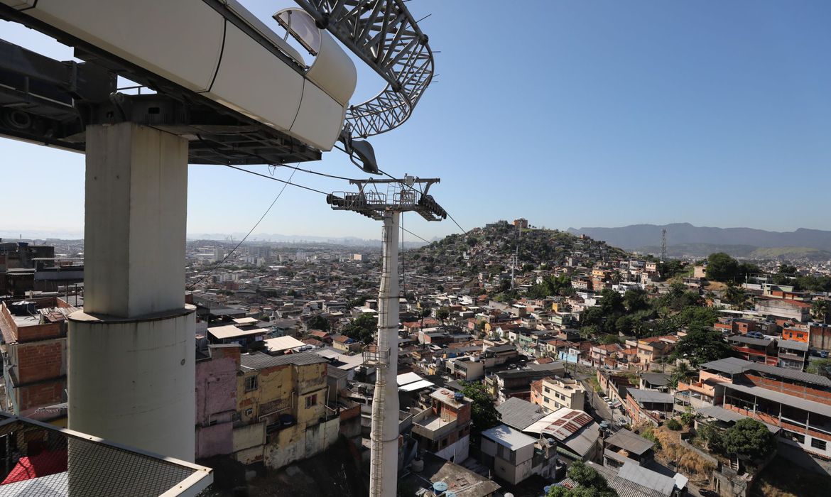 Mais uma moradora morre em confrontos no Complexo do Alemão