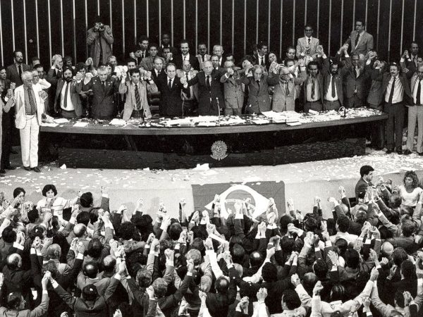FecomercioSP e indústria de remédios aderem a manifestos pela democracia