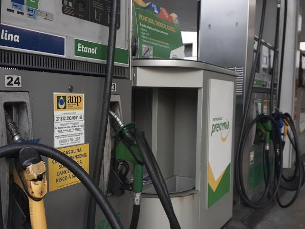 Postos anunciarão preço de combustível válido antes da redução do ICMS