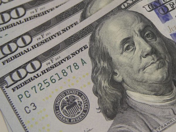 Dólar sobe para R$ 5,42 em dia de nervosismo no mercado financeiro