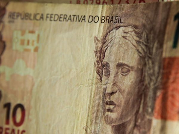 Pequenos empresários já podem pedir dinheiro do Pronampe