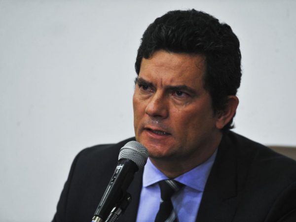 Moro anuncia pré-candidatura ao Senado pelo Paraná