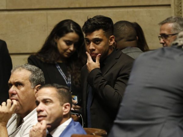 Diário da Oficial da Câmara publica cassação de Gabriel Monteiro