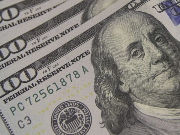 Contas externas tiveram déficit de US$ 3,5 bilhões em maio