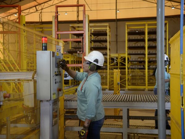 Inflação de produtos na saída das fábricas fica em 1,21% em julho