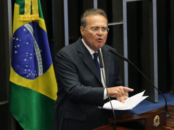 Lira e Renan trocam acusações de corrupção nas redes sociais