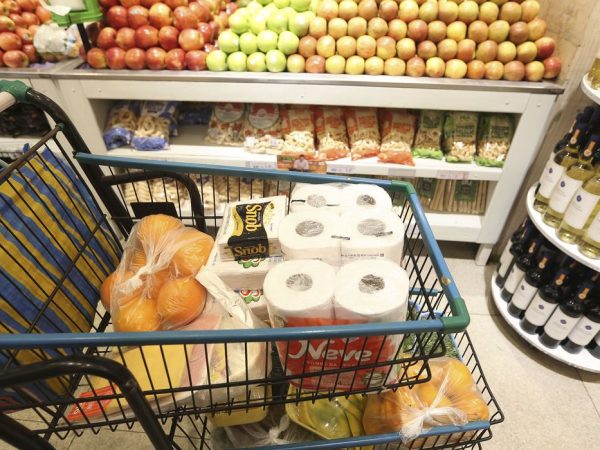 Intenção de consumo avança, com destaque para renda atual