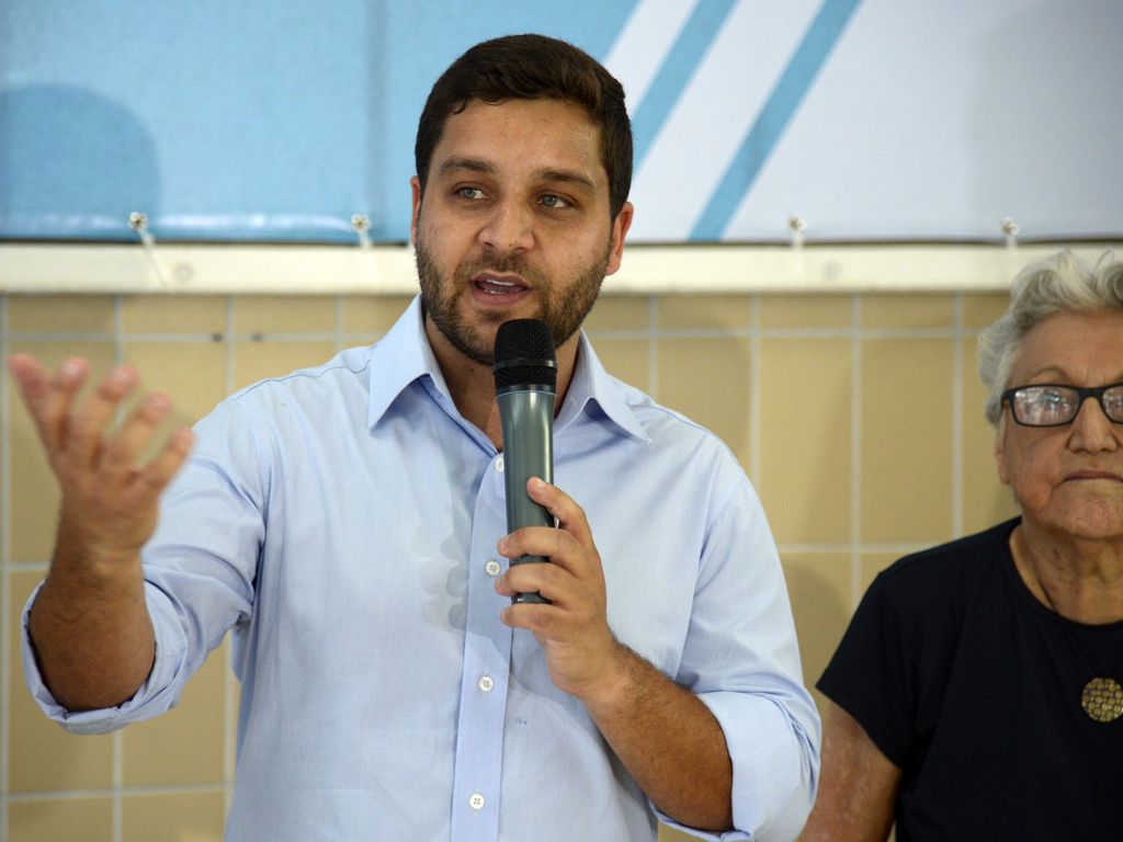Claudio Castro anuncia Thiago Pampolha como candidato a vice