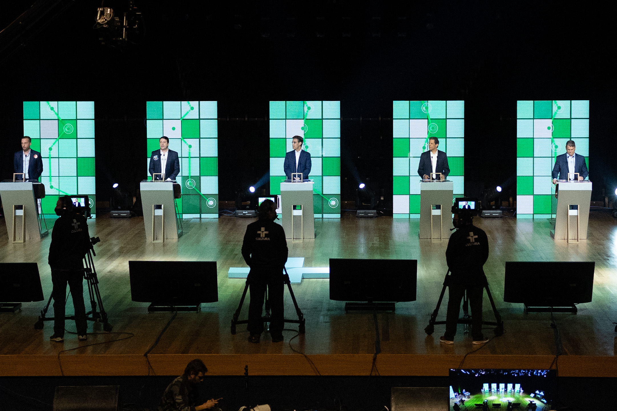 Deputado bolsonarista hostiliza jornalista Vera Magalhães após debate em SP