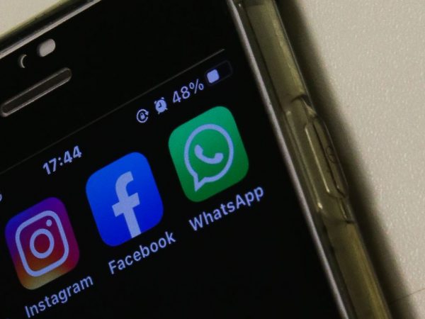 WhatsApp supera Facebook como rede social mais popular entre empresas