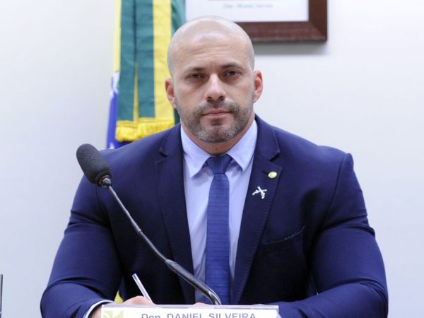TRE-RJ barra candidatura de Daniel Silveira a senador