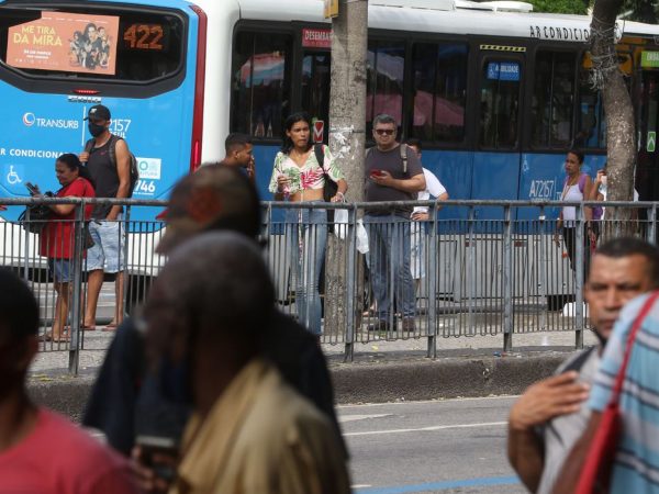 Governo e BNDES assinam acordo para financiar projetos de transporte
