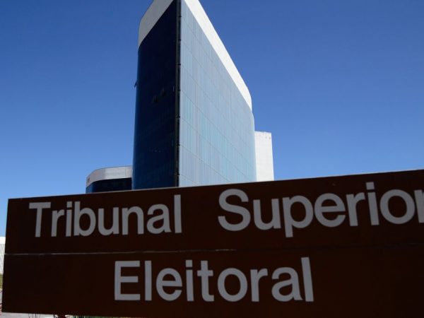 Número de candidatas em eleições gerais é o maior em duas décadas