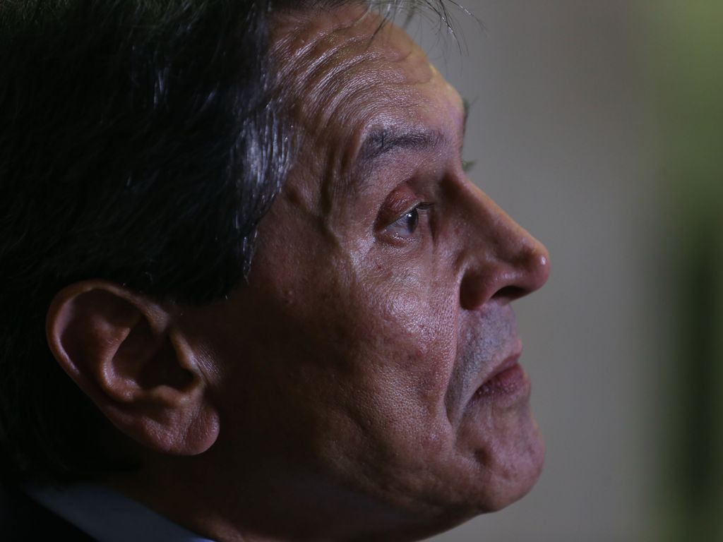 Moraes determina prisão de Roberto Jefferson por tempo indeterminado