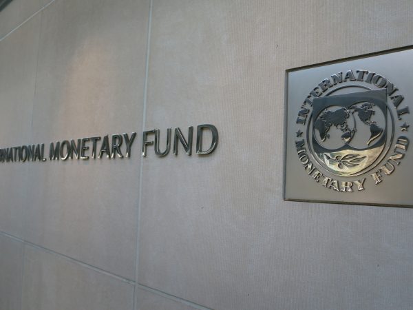 FMI prevê crescimento de 2,1% da economia brasileira neste ano