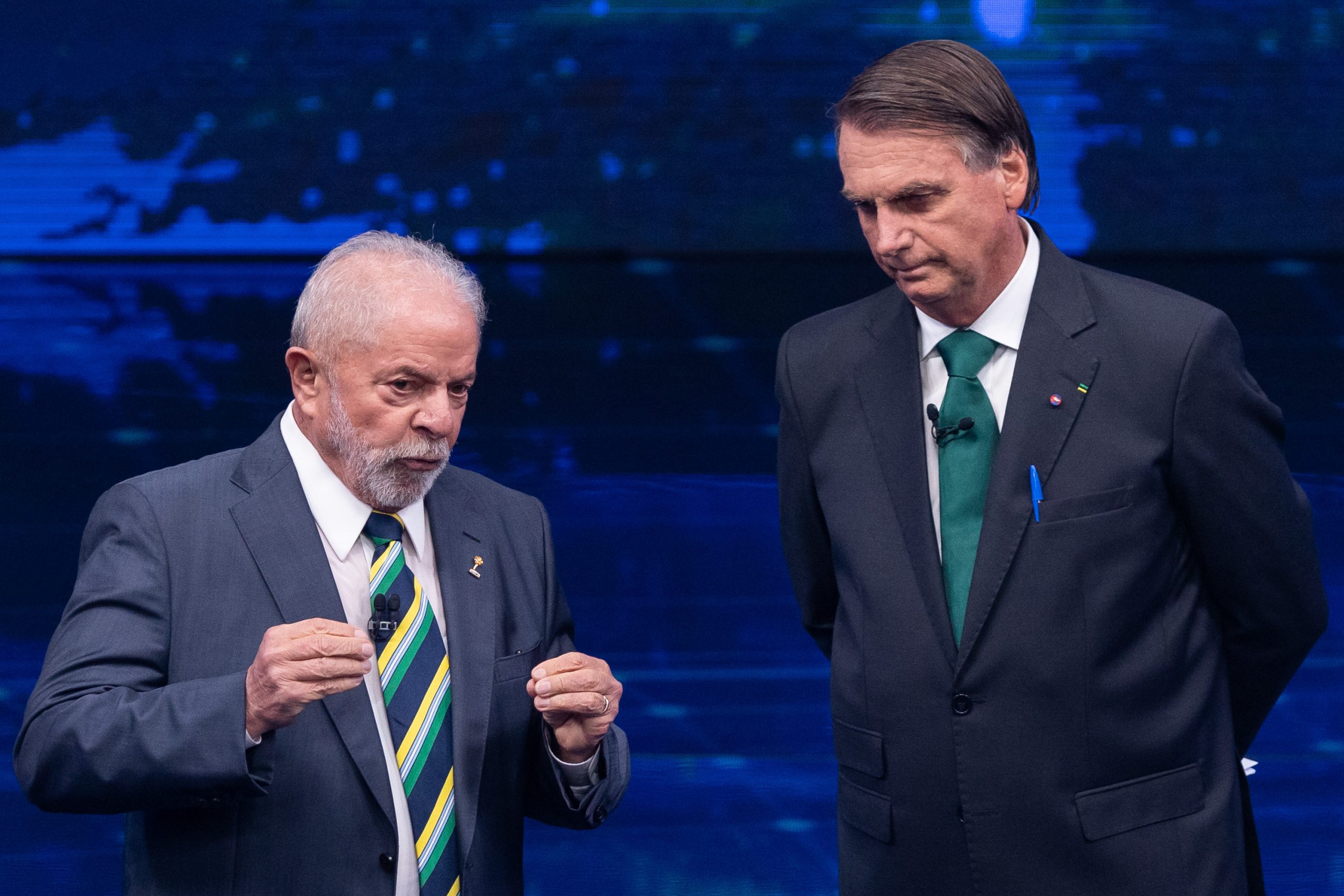 Lula e Bolsonaro travam duelo sobre Covid, corrupção e fake news em debate