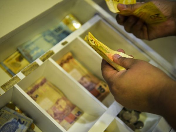 IGP-M registra deflação de 0,97% em outubro