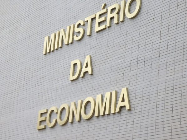 Governo Central tem superávit primário de R$ 10,95 bilhões em setembro