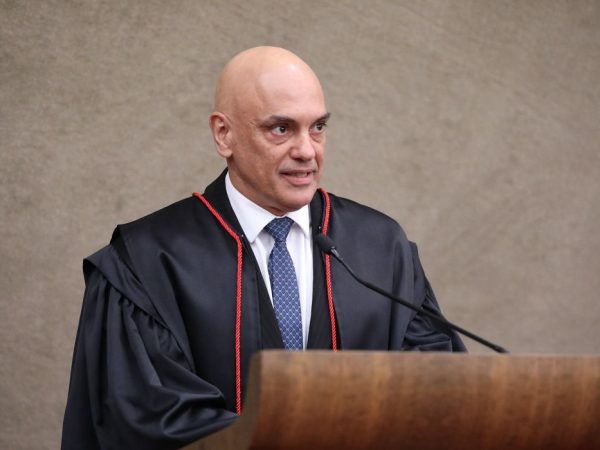 Presidente do TSE nega ação do PL que questiona urnas no segundo turno