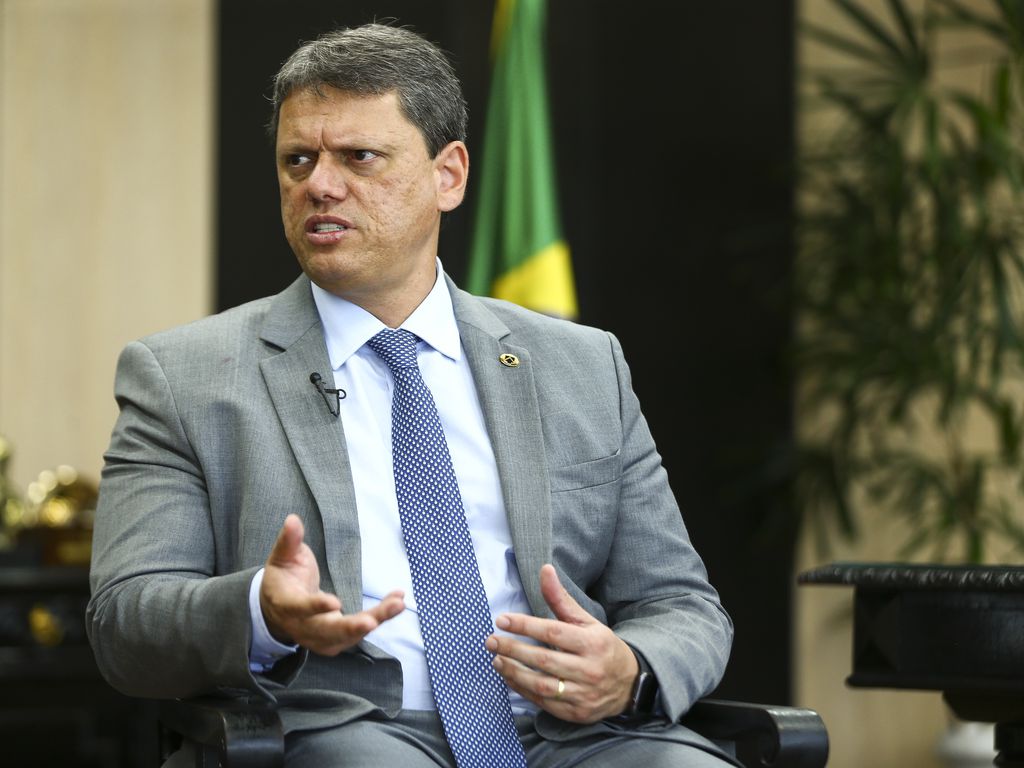 Tarcísio põe conservadores na transição, mas aliados de Kassab incomodam bolsonaristas