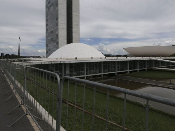 Congresso convoca parlamentares para posse de Lula e Alckmin